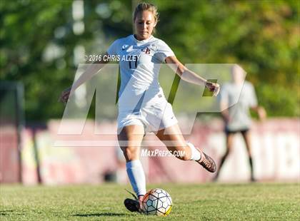 Thumbnail 2 in David Crockett @ Dobyns-Bennett photogallery.