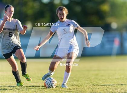 Thumbnail 3 in David Crockett @ Dobyns-Bennett photogallery.