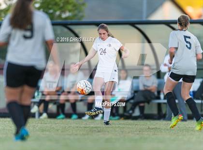Thumbnail 1 in David Crockett @ Dobyns-Bennett photogallery.