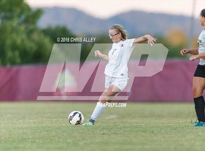 Thumbnail 1 in David Crockett @ Dobyns-Bennett photogallery.