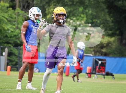 Thumbnail 1 in Cleveland Central vs Desoto Central (U of Memphis 7v7) photogallery.