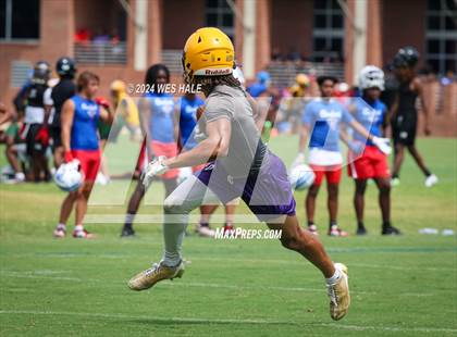 Thumbnail 3 in Cleveland Central vs Desoto Central (U of Memphis 7v7) photogallery.