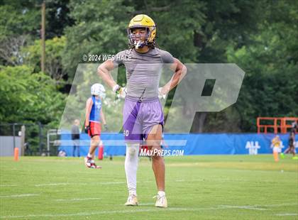Thumbnail 3 in Cleveland Central vs Desoto Central (U of Memphis 7v7) photogallery.