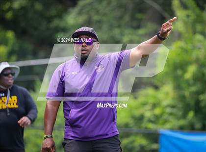 Thumbnail 2 in Cleveland Central vs Desoto Central (U of Memphis 7v7) photogallery.