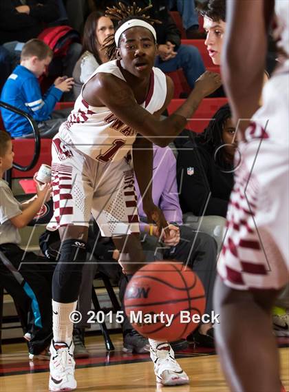 Thumbnail 1 in Jefferson City vs Owasso (Machens Great 8 Classic) photogallery.