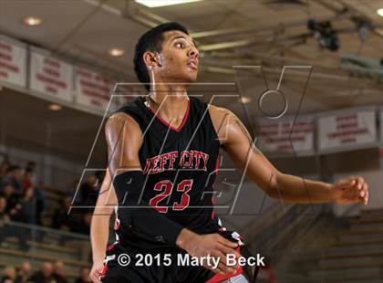 Thumbnail 2 in Jefferson City vs Owasso (Machens Great 8 Classic) photogallery.