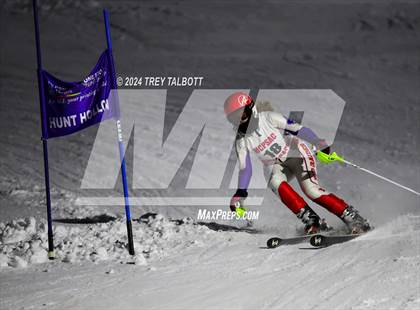 Thumbnail 3 in MCPSAC Hunt Hollow Giant Slalom photogallery.