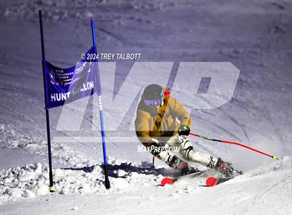Thumbnail 2 in MCPSAC Hunt Hollow Giant Slalom photogallery.