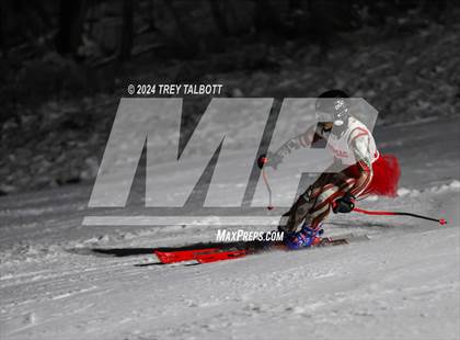 Thumbnail 1 in MCPSAC Hunt Hollow Giant Slalom photogallery.