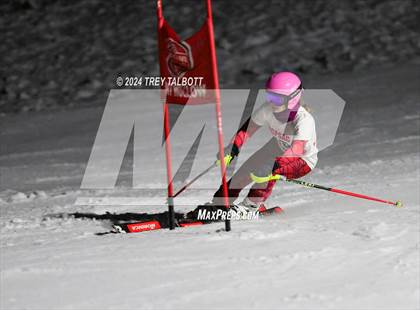 Thumbnail 1 in MCPSAC Hunt Hollow Giant Slalom photogallery.