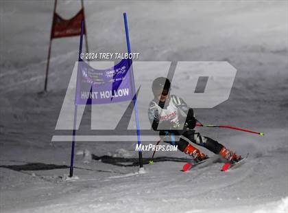 Thumbnail 3 in MCPSAC Hunt Hollow Giant Slalom photogallery.
