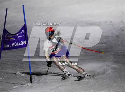 Thumbnail 3 in MCPSAC Hunt Hollow Giant Slalom photogallery.