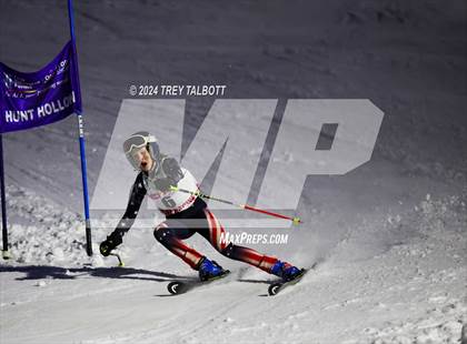Thumbnail 1 in MCPSAC Hunt Hollow Giant Slalom photogallery.