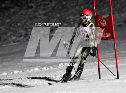 Thumbnail 3 in MCPSAC Hunt Hollow Giant Slalom photogallery.