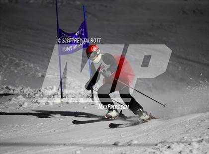 Thumbnail 3 in MCPSAC Hunt Hollow Giant Slalom photogallery.