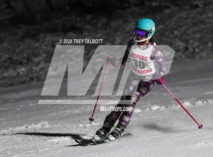 Thumbnail 3 in MCPSAC Hunt Hollow Giant Slalom photogallery.