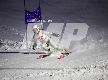 Thumbnail 1 in MCPSAC Hunt Hollow Giant Slalom photogallery.
