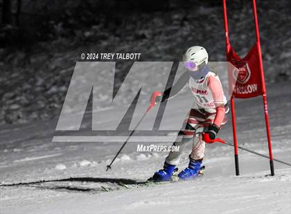 Thumbnail 3 in MCPSAC Hunt Hollow Giant Slalom photogallery.