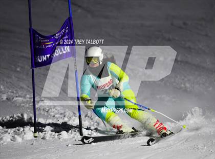 Thumbnail 1 in MCPSAC Hunt Hollow Giant Slalom photogallery.