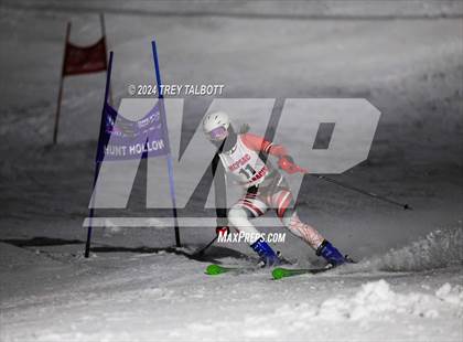 Thumbnail 1 in MCPSAC Hunt Hollow Giant Slalom photogallery.
