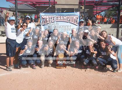 Thumbnail 1 in Erie vs. Valor Christian (CHSAA 4A State Final) photogallery.