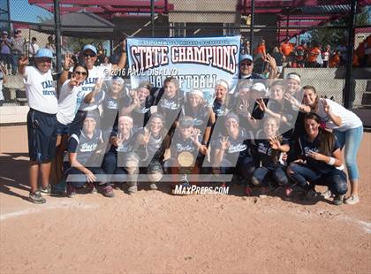 Thumbnail 2 in Erie vs. Valor Christian (CHSAA 4A State Final) photogallery.