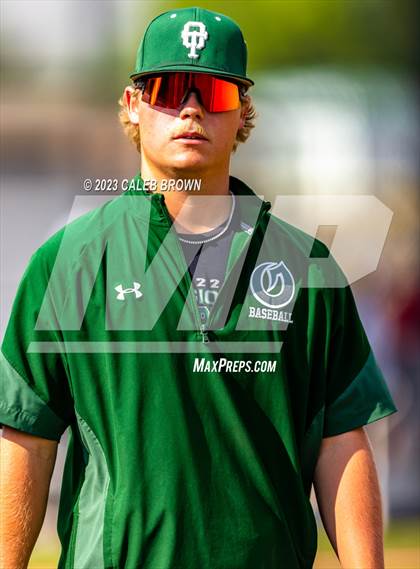 Thumbnail 3 in Olympus vs. Woods Cross (UHSAA 5A Bracket 1 Play-In Game) photogallery.