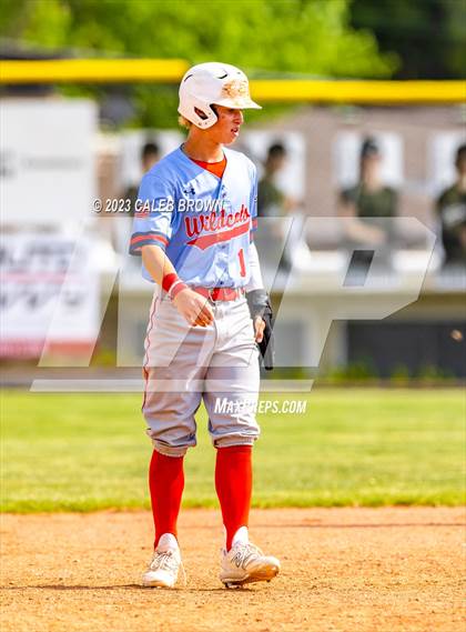 Thumbnail 2 in Olympus vs. Woods Cross (UHSAA 5A Bracket 1 Play-In Game) photogallery.
