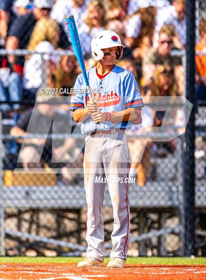 Thumbnail 2 in Olympus vs. Woods Cross (UHSAA 5A Bracket 1 Play-In Game) photogallery.