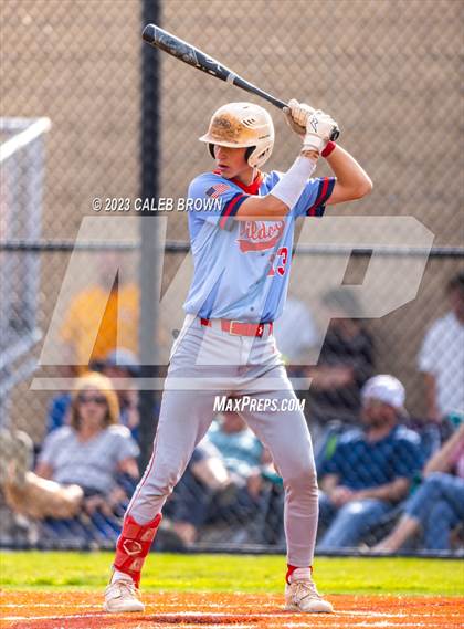 Thumbnail 3 in Olympus vs. Woods Cross (UHSAA 5A Bracket 1 Play-In Game) photogallery.