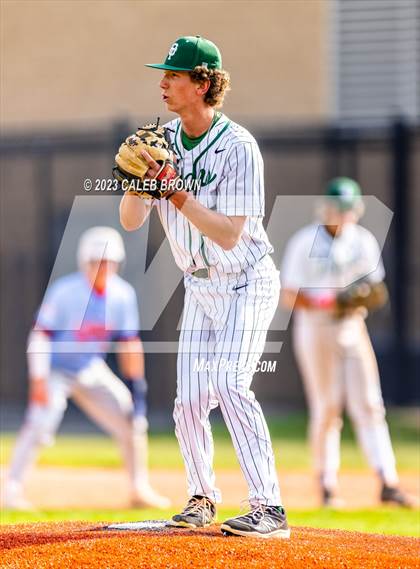 Thumbnail 1 in Olympus vs. Woods Cross (UHSAA 5A Bracket 1 Play-In Game) photogallery.
