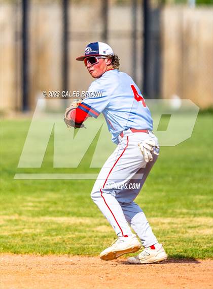 Thumbnail 1 in Olympus vs. Woods Cross (UHSAA 5A Bracket 1 Play-In Game) photogallery.