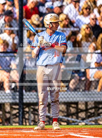 Thumbnail 1 in Olympus vs. Woods Cross (UHSAA 5A Bracket 1 Play-In Game) photogallery.