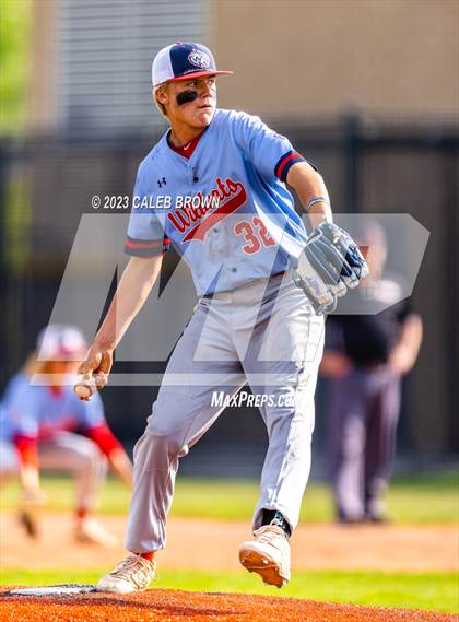 Thumbnail 3 in Olympus vs. Woods Cross (UHSAA 5A Bracket 1 Play-In Game) photogallery.