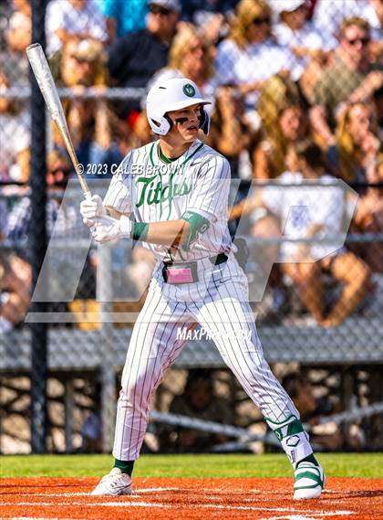 Thumbnail 1 in Olympus vs. Woods Cross (UHSAA 5A Bracket 1 Play-In Game) photogallery.