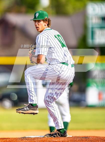 Thumbnail 3 in Olympus vs. Woods Cross (UHSAA 5A Bracket 1 Play-In Game) photogallery.
