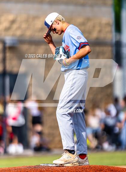 Thumbnail 1 in Olympus vs. Woods Cross (UHSAA 5A Bracket 1 Play-In Game) photogallery.