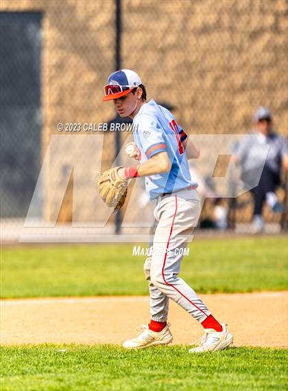Thumbnail 3 in Olympus vs. Woods Cross (UHSAA 5A Bracket 1 Play-In Game) photogallery.