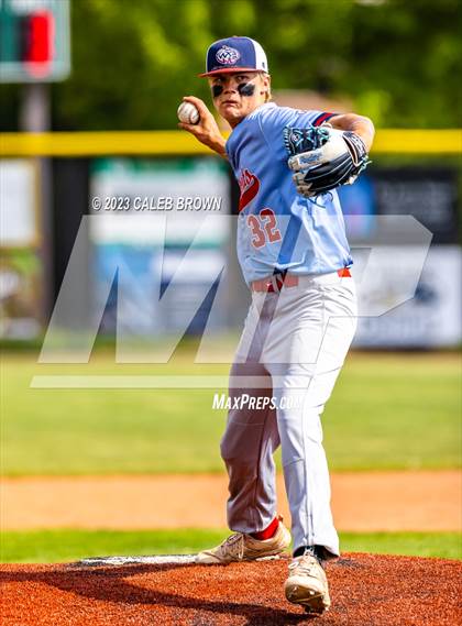 Thumbnail 1 in Olympus vs. Woods Cross (UHSAA 5A Bracket 1 Play-In Game) photogallery.