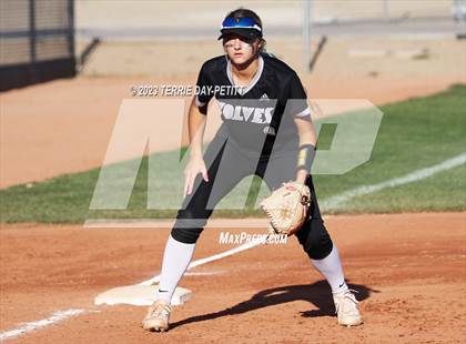 Thumbnail 3 in Desert Mountain @ Horizon photogallery.