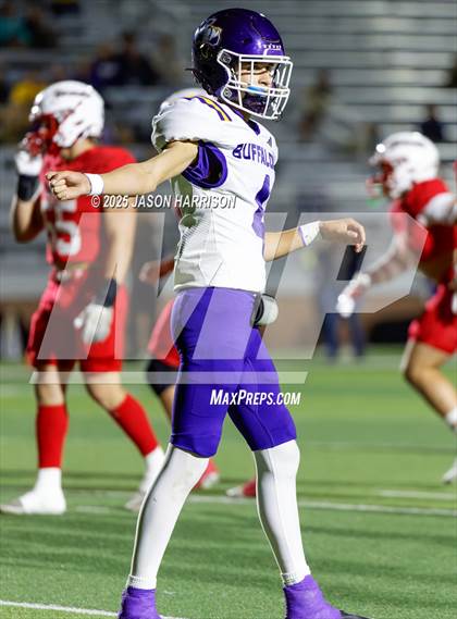 Thumbnail 3 in Cross Plains vs. Muenster (UIL Football 2A Region 2 Bi District) photogallery.