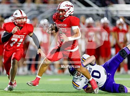 Thumbnail 1 in Cross Plains vs. Muenster (UIL Football 2A Region 2 Bi District) photogallery.