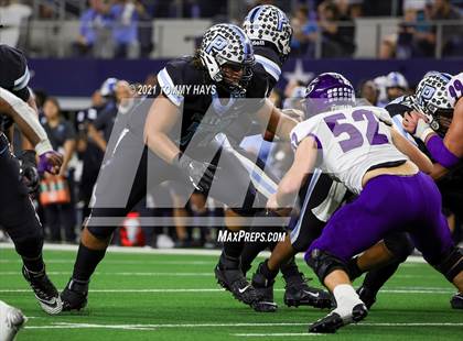 Thumbnail 3 in Paetow vs. College Station (UIL Football 5A D1 Finals) photogallery.