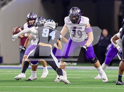 Thumbnail 1 in Paetow vs. College Station (UIL Football 5A D1 Finals) photogallery.