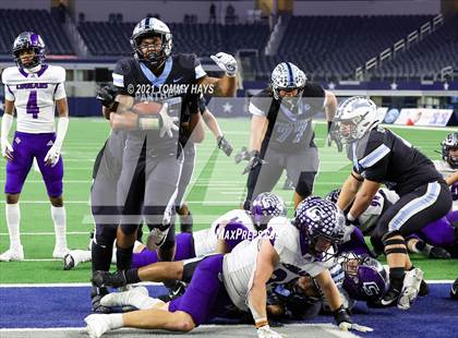 Thumbnail 2 in Paetow vs. College Station (UIL Football 5A D1 Finals) photogallery.