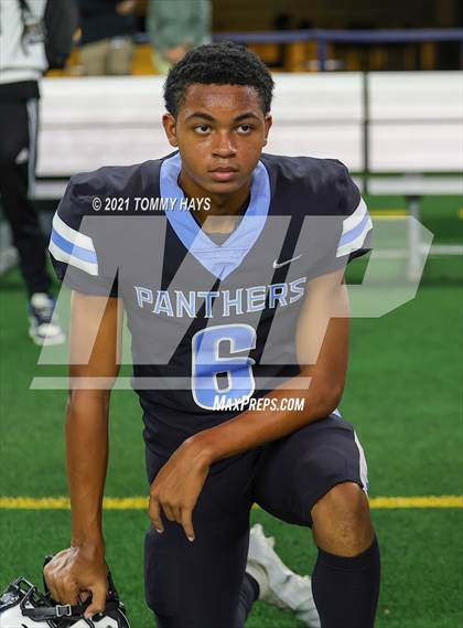 Thumbnail 2 in Paetow vs. College Station (UIL Football 5A D1 Finals) photogallery.