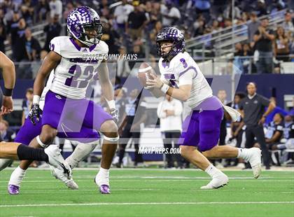 Thumbnail 1 in Paetow vs. College Station (UIL Football 5A D1 Finals) photogallery.
