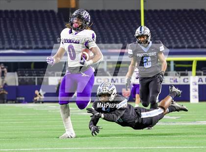 Thumbnail 1 in Paetow vs. College Station (UIL Football 5A D1 Finals) photogallery.