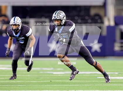 Thumbnail 1 in Paetow vs. College Station (UIL Football 5A D1 Finals) photogallery.