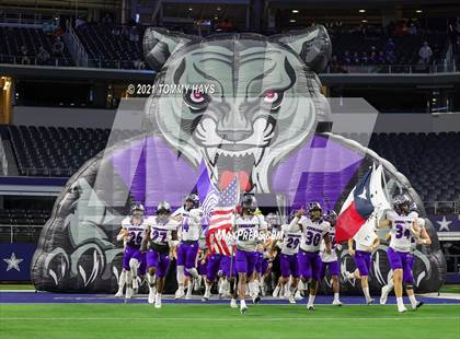 Thumbnail 1 in Paetow vs. College Station (UIL Football 5A D1 Finals) photogallery.